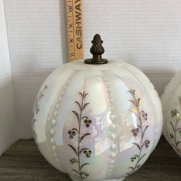 Vtg Pearlescent Globe Light Shades - Picture 14 of 16